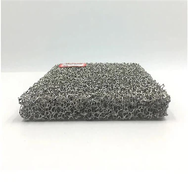 Spumă metalică tridimensională